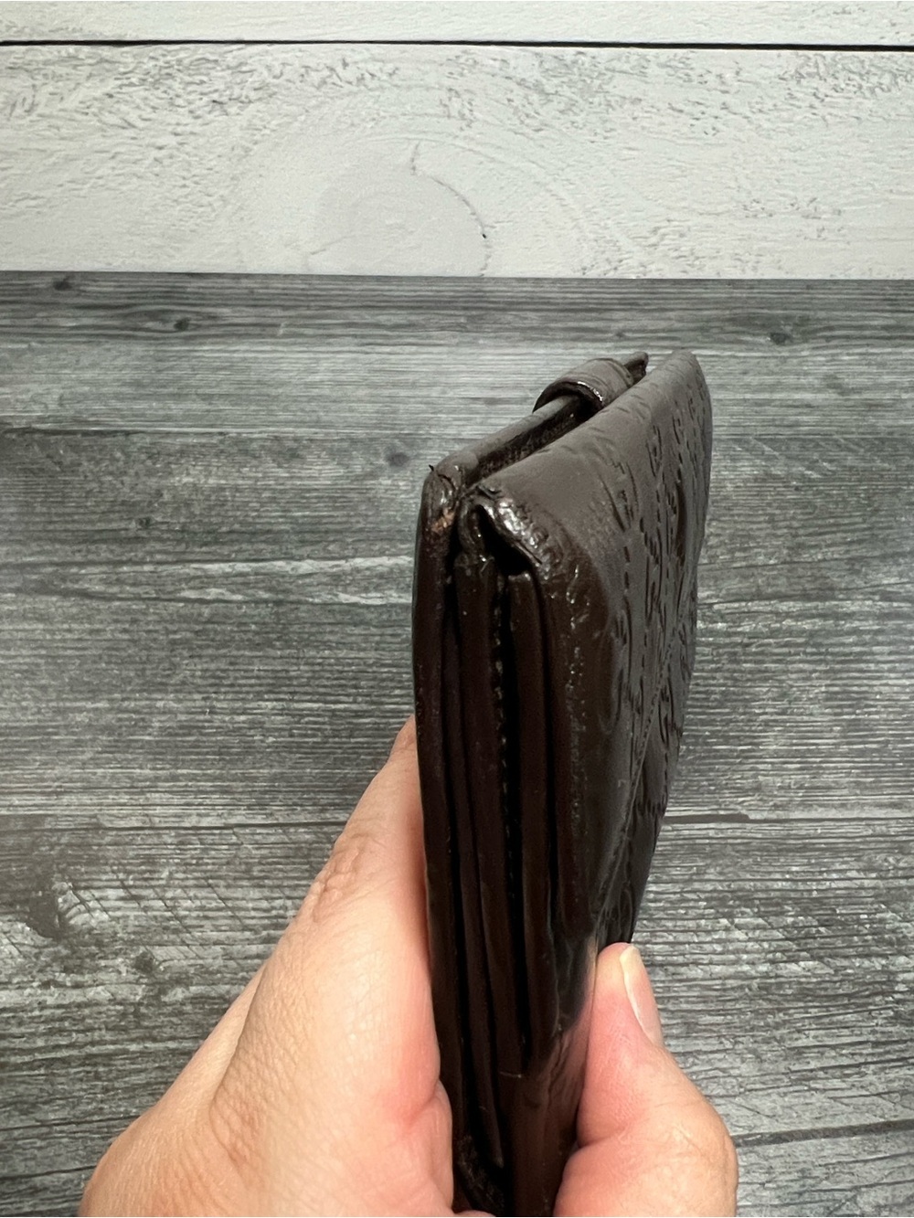 Authentic Gucci Chocolate Brown GUCCISSIMA  Wallet with Heart - Picture 13 of 13